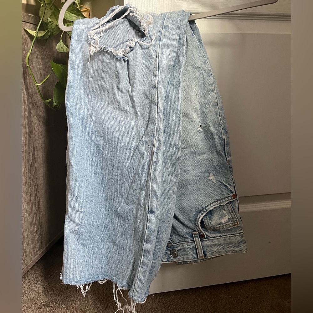 Zara wide leg light wash jeans